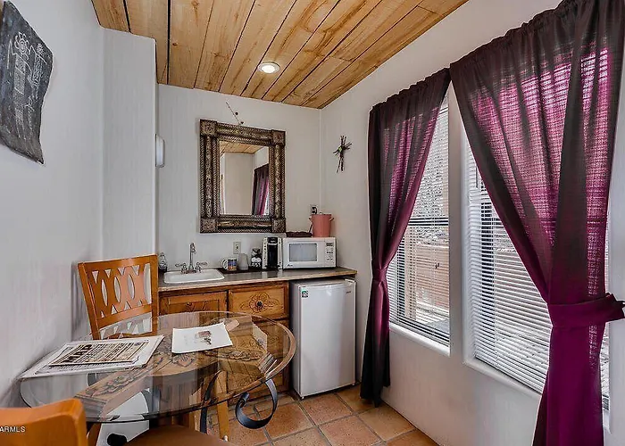 Bed & Breakfast Spur Cross Cave Creek